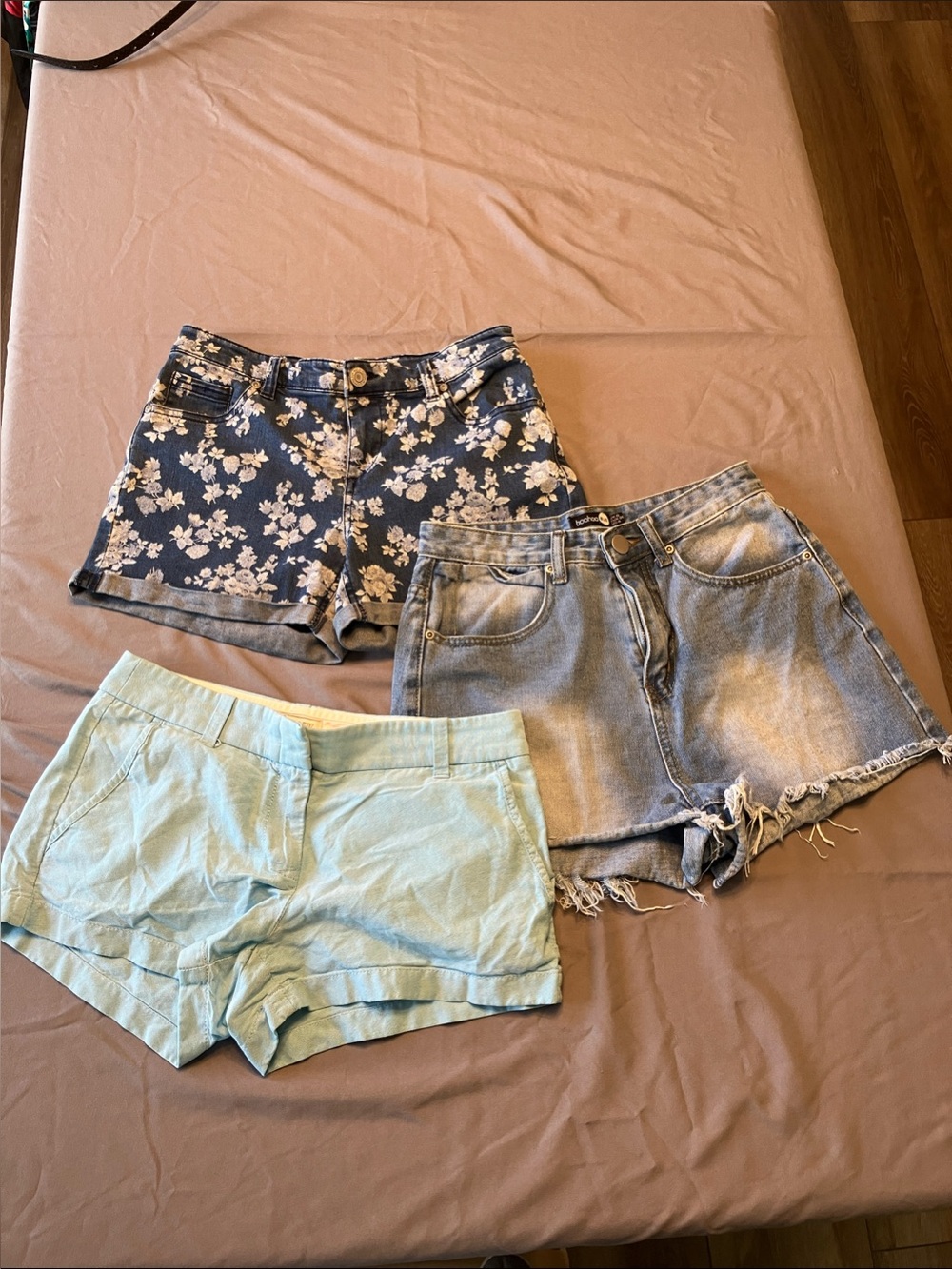 Women’s Shorts Bundle - 3 Pairs Shorts - Size 4